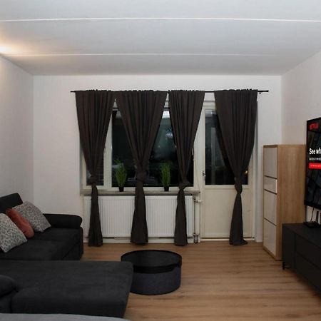 Entire Apartment Malmo 2 Bedrooms-Tv Lounge-Balcony Luaran gambar