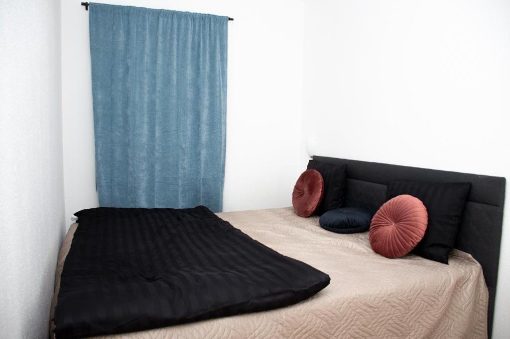 Entire Apartment Malmo 2 Bedrooms-Tv Lounge-Balcony Luaran gambar